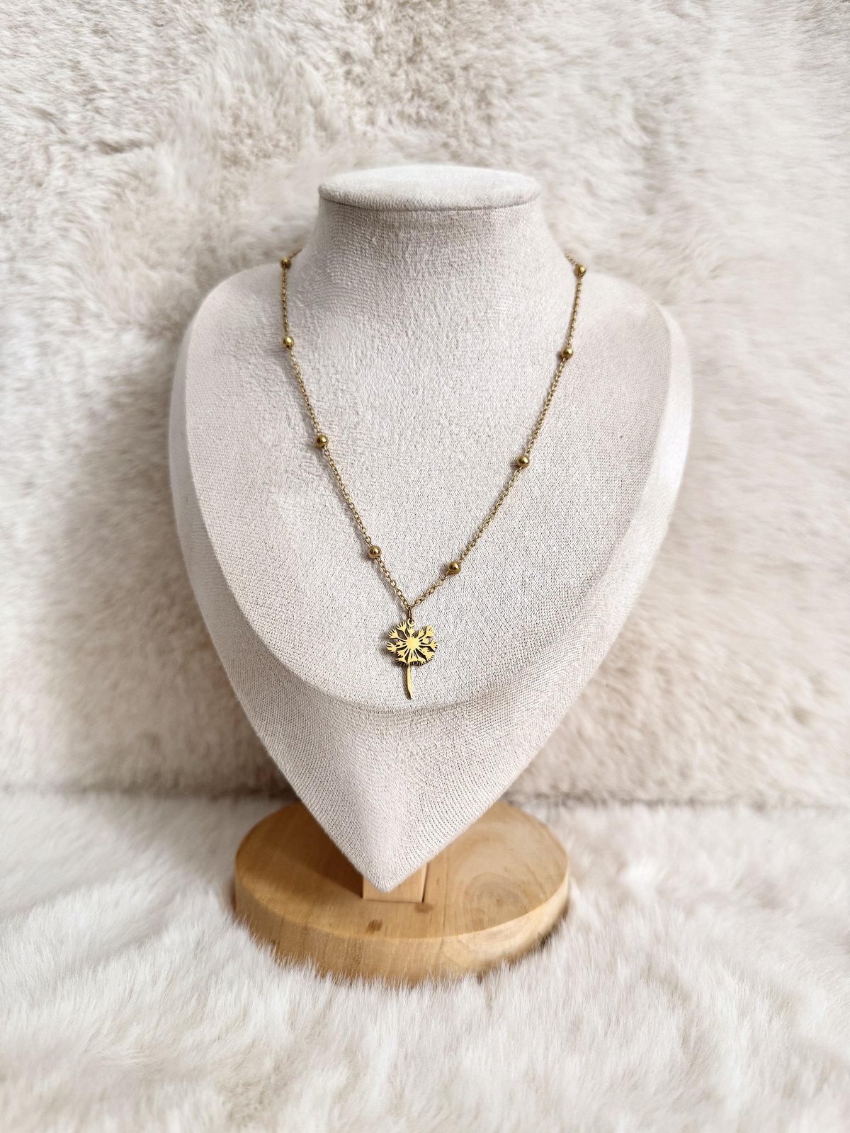 Collier pendentif pissenlit